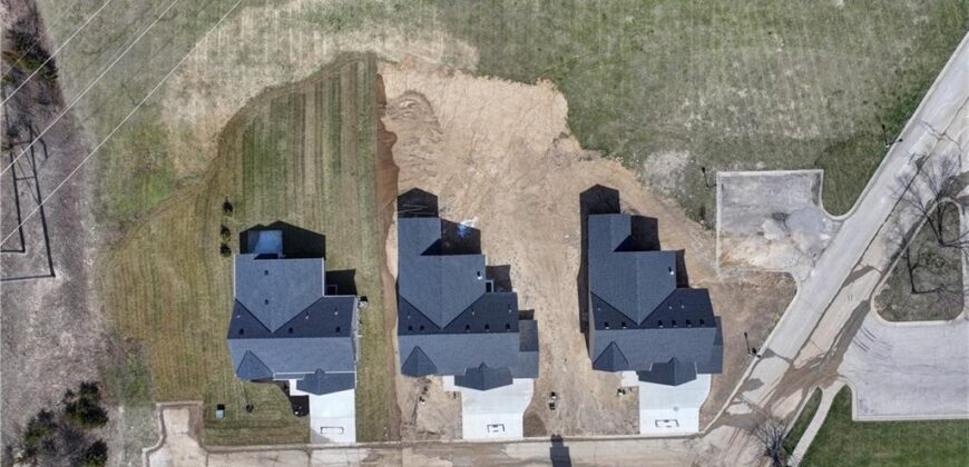 6410 NW 98th Street, Kansas City, MO 64153