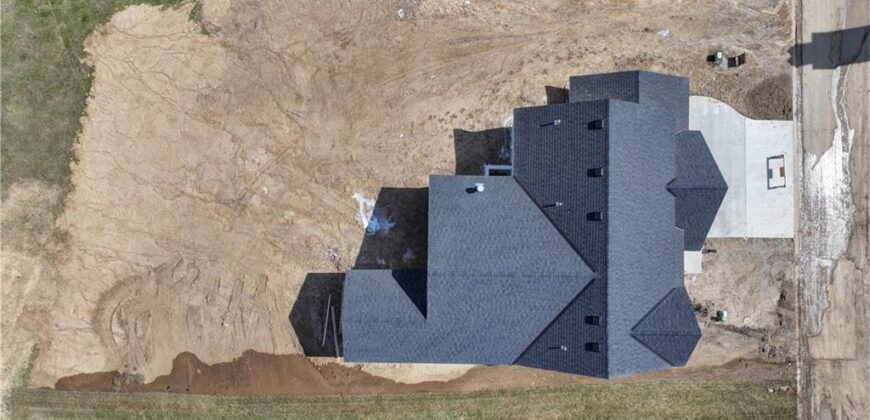 6410 NW 98th Street, Kansas City, MO 64153