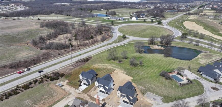 6410 NW 98th Street, Kansas City, MO 64153