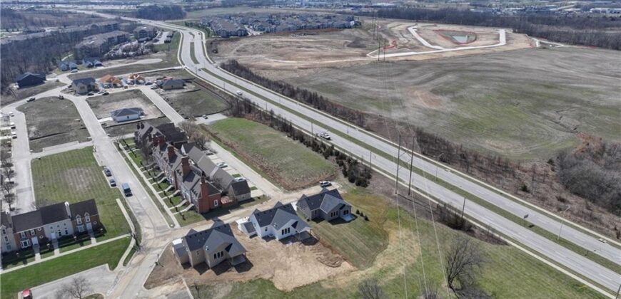 6410 NW 98th Street, Kansas City, MO 64153