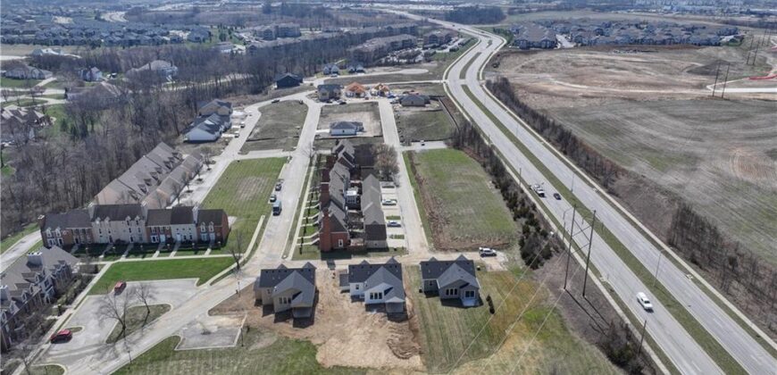 6410 NW 98th Street, Kansas City, MO 64153