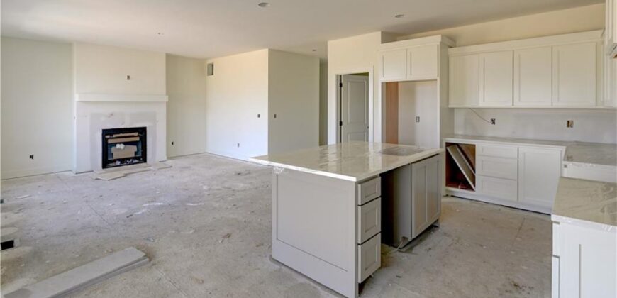 6410 NW 98th Street, Kansas City, MO 64153