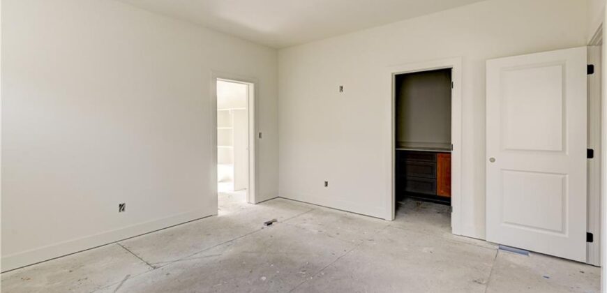 6410 NW 98th Street, Kansas City, MO 64153