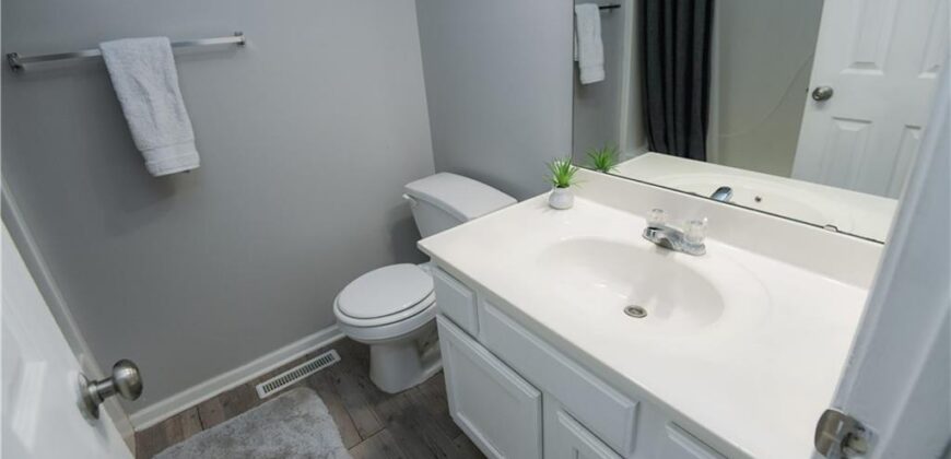 204 NW 114th Terrace, Kansas City, MO 64155