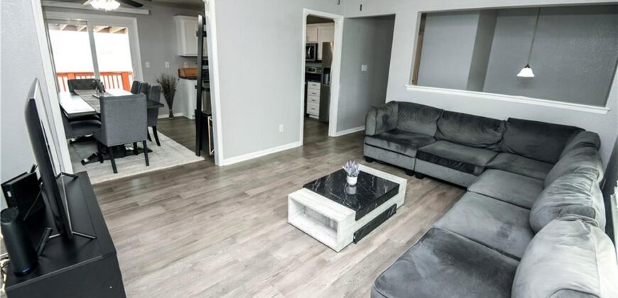 204 NW 114th Terrace, Kansas City, MO 64155