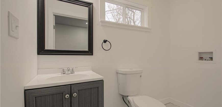 6000 NE 52nd Street, Kansas City, MO 64119