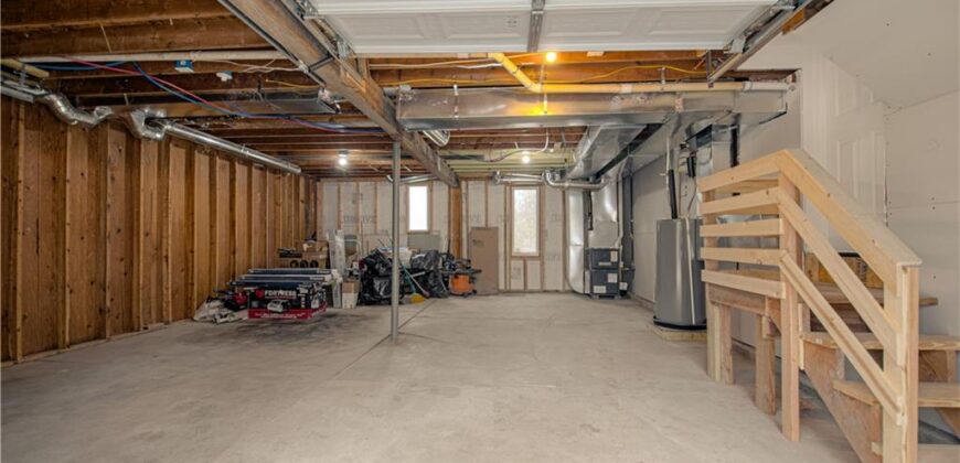 6000 NE 52nd Street, Kansas City, MO 64119