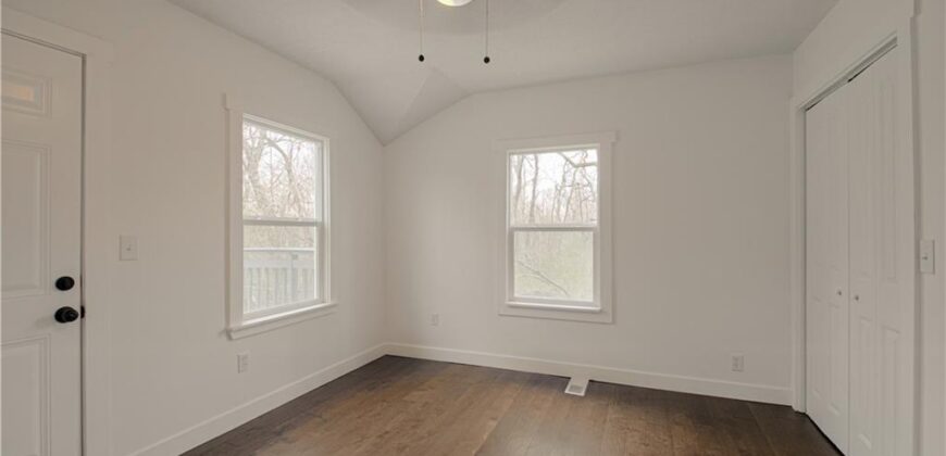 6000 NE 52nd Street, Kansas City, MO 64119