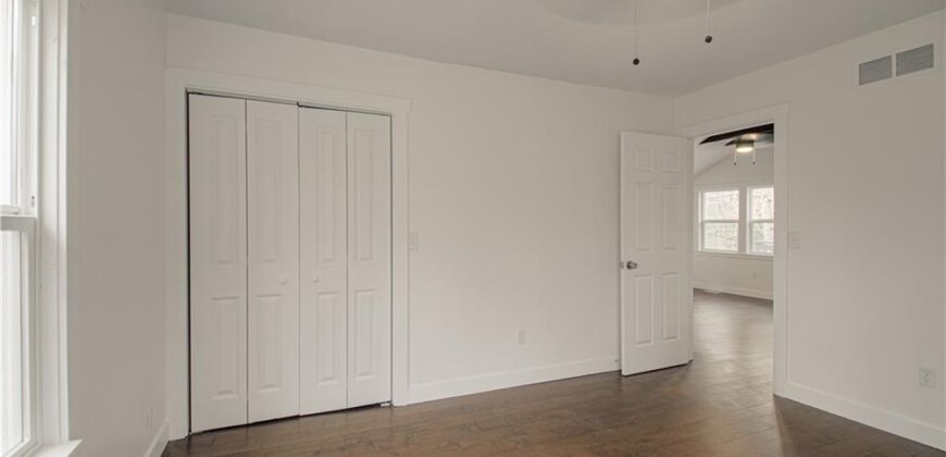 6000 NE 52nd Street, Kansas City, MO 64119