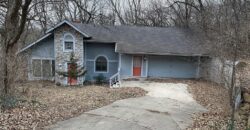 7610 NW Paradise Lane, Kansas City, MO 64152