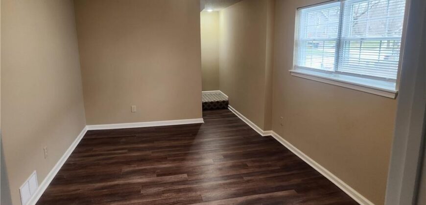 8736 N HULL Avenue, Kansas City, MO 64154