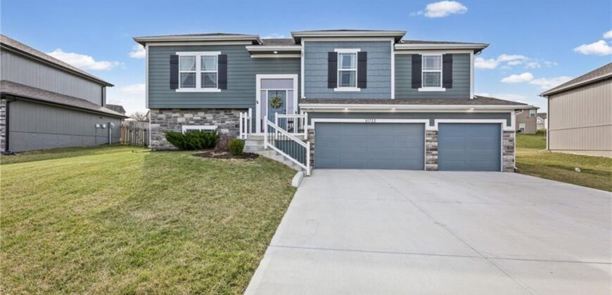 11722 N Manning Avenue, Kansas City, MO 64157