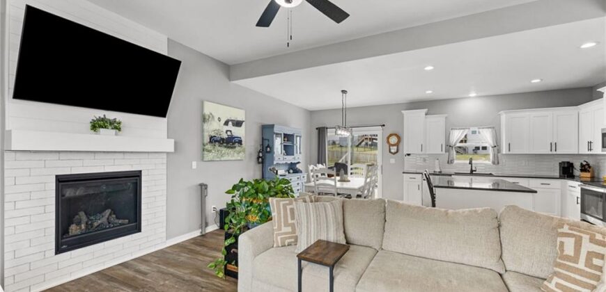 11722 N Manning Avenue, Kansas City, MO 64157