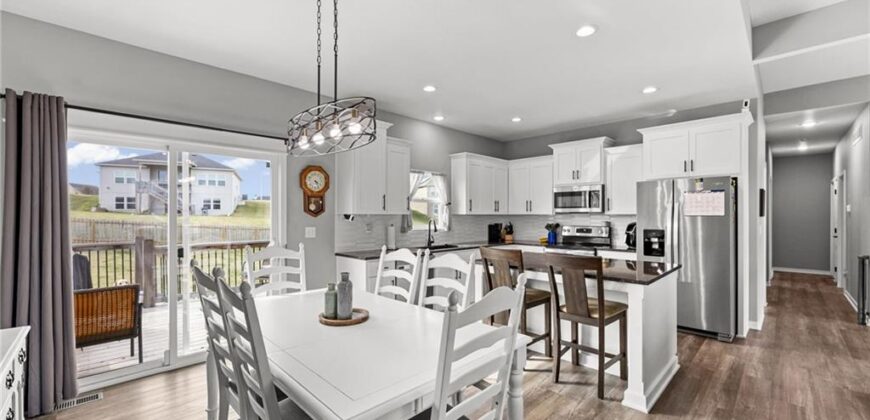 11722 N Manning Avenue, Kansas City, MO 64157