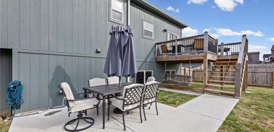 11722 N Manning Avenue, Kansas City, MO 64157