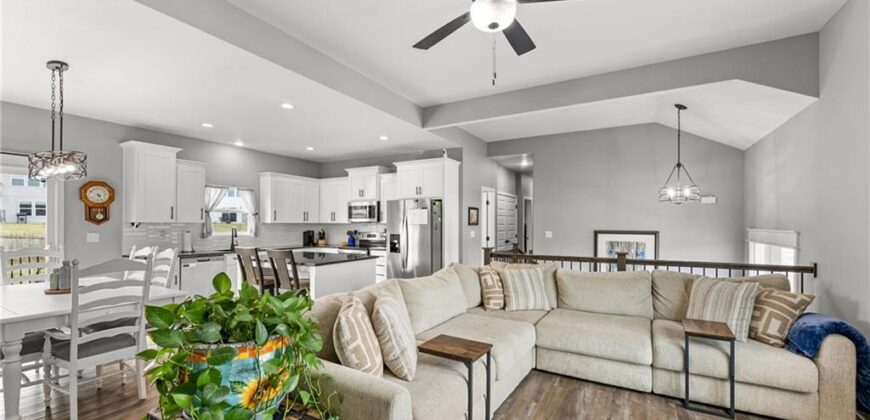 11722 N Manning Avenue, Kansas City, MO 64157