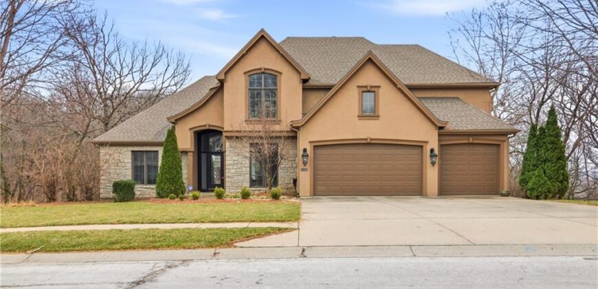10514 River Hills Drive, Parkville, MO 64152