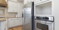 10514 River Hills Drive, Parkville, MO 64152