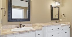 10514 River Hills Drive, Parkville, MO 64152