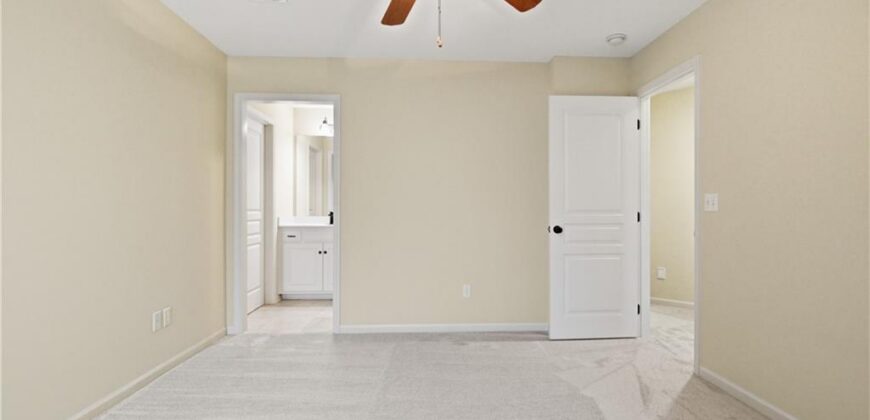 10514 River Hills Drive, Parkville, MO 64152