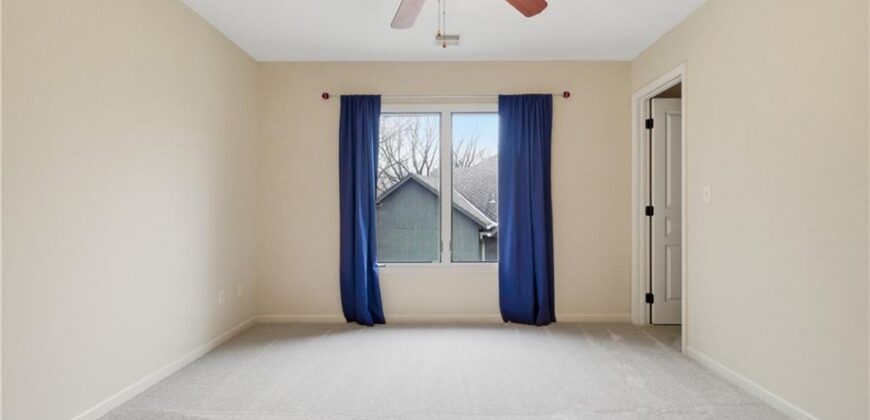 10514 River Hills Drive, Parkville, MO 64152