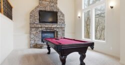 10514 River Hills Drive, Parkville, MO 64152