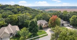 10514 River Hills Drive, Parkville, MO 64152