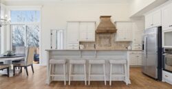 10514 River Hills Drive, Parkville, MO 64152