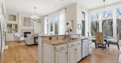 10514 River Hills Drive, Parkville, MO 64152