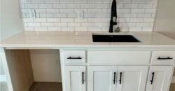 1921 Longview Drive, Liberty, MO 64068