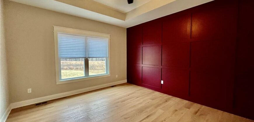 1925 Longview Drive, Liberty, MO 64068