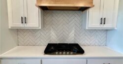 1925 Longview Drive, Liberty, MO 64068