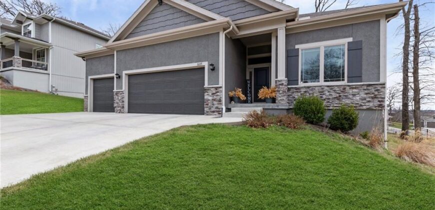 1605 NW 59th Street, Kansas City, MO 64118