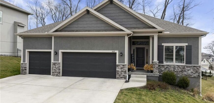 1605 NW 59th Street, Kansas City, MO 64118