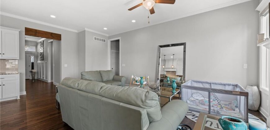 1605 NW 59th Street, Kansas City, MO 64118