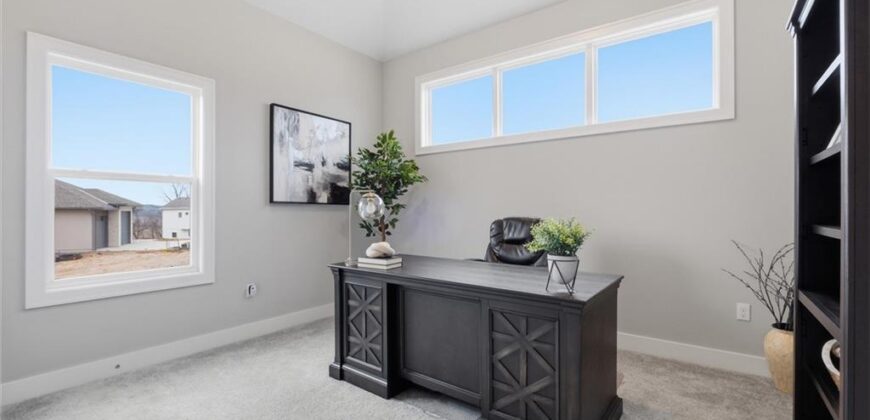 13426 Terrace Park Drive, Parkville, MO 64152