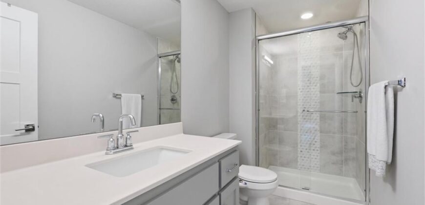 13426 Terrace Park Drive, Parkville, MO 64152