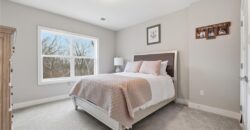 13426 Terrace Park Drive, Parkville, MO 64152