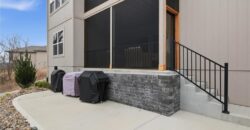 13426 Terrace Park Drive, Parkville, MO 64152