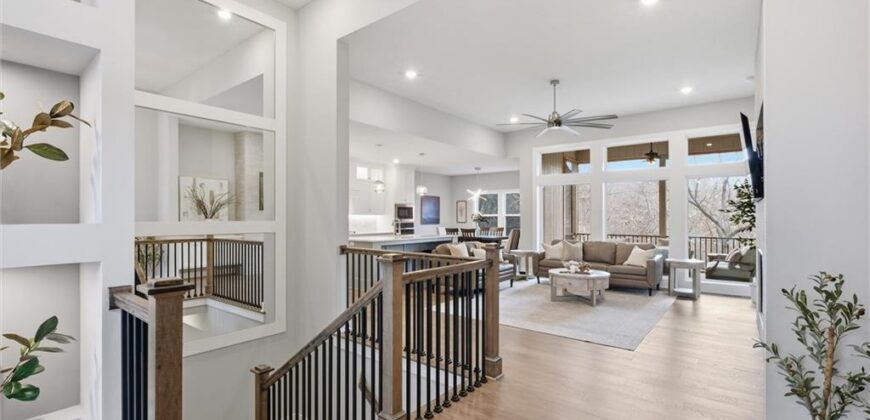 13426 Terrace Park Drive, Parkville, MO 64152