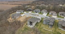 13426 Terrace Park Drive, Parkville, MO 64152