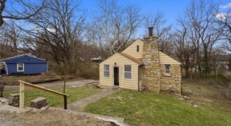 3550 NW Edgewater Trail, Kansas City, MO 64151