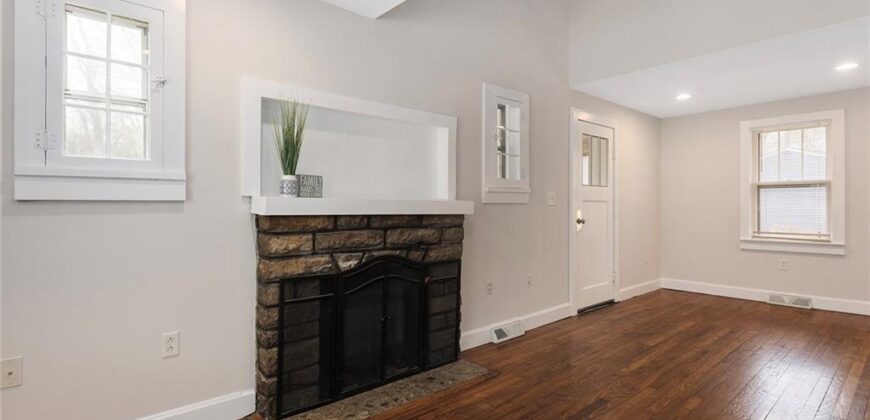 3550 NW Edgewater Trail, Kansas City, MO 64151