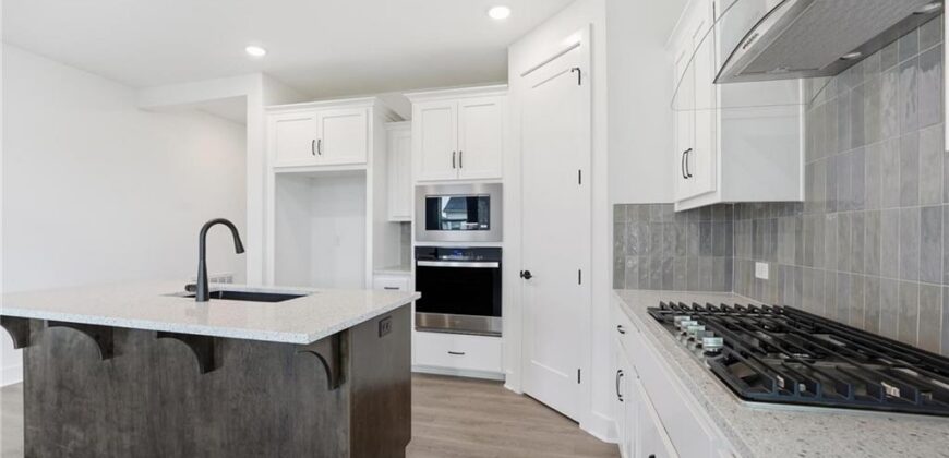 32735 W 176th Terrace, Gardner, KS 66030