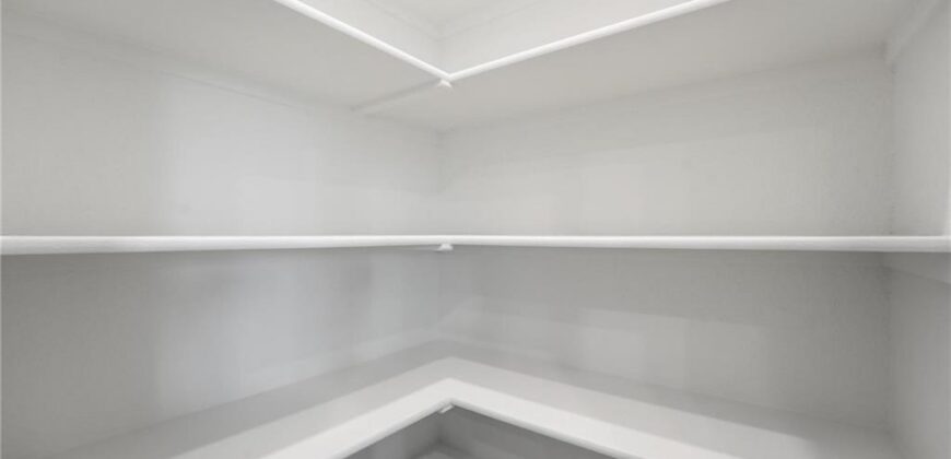 32735 W 176th Terrace, Gardner, KS 66030