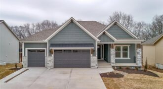 4800 NW Huonker Court, Riverside, MO 64150