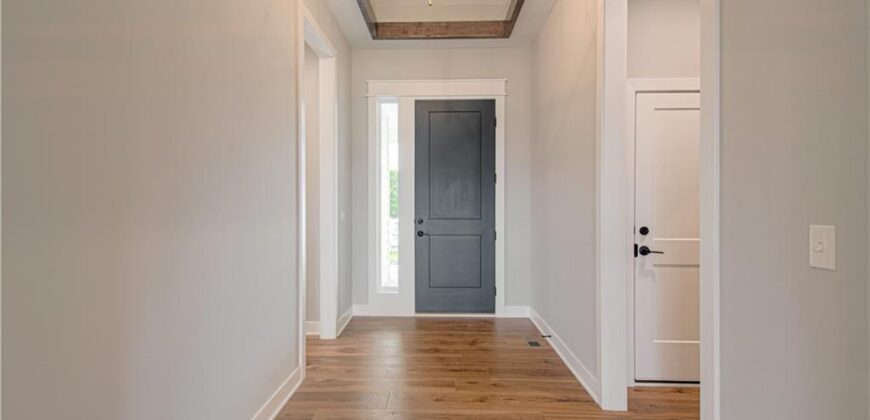 4855 NW Martin Street, Riverside, MO 64150