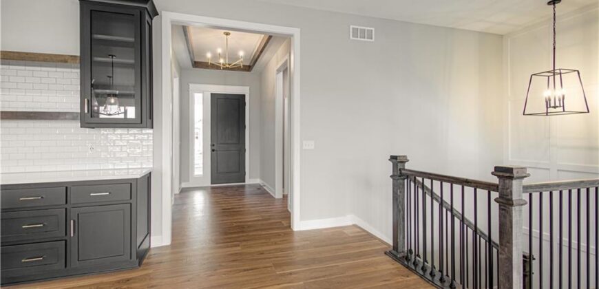 4855 NW Martin Street, Riverside, MO 64150