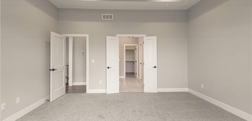 4855 NW Martin Street, Riverside, MO 64150