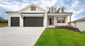 4855 NW Martin Street, Riverside, MO 64150